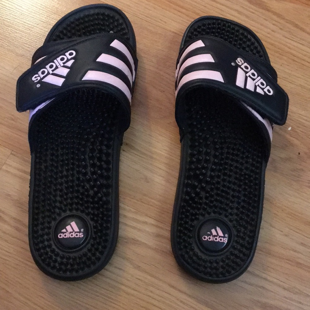 Size 8 adidas Sandals